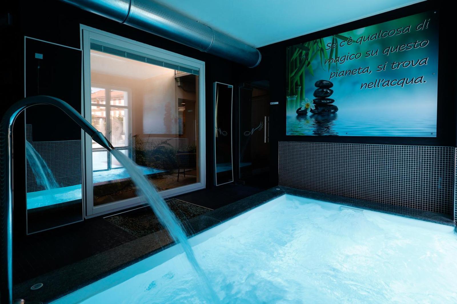 Villa Nonna Cicci Boutique Hotel - SPA Cisterna dʼAsti Esterno foto